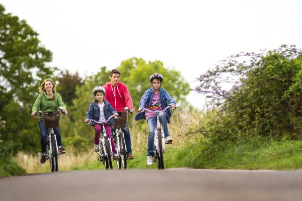 A vélo en famille au Marais Vernier©ADT27 P. Beltrami (3) Définir la stratégie marketing de mon territoire